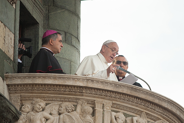 Un momento del discorso del Papa a Prato