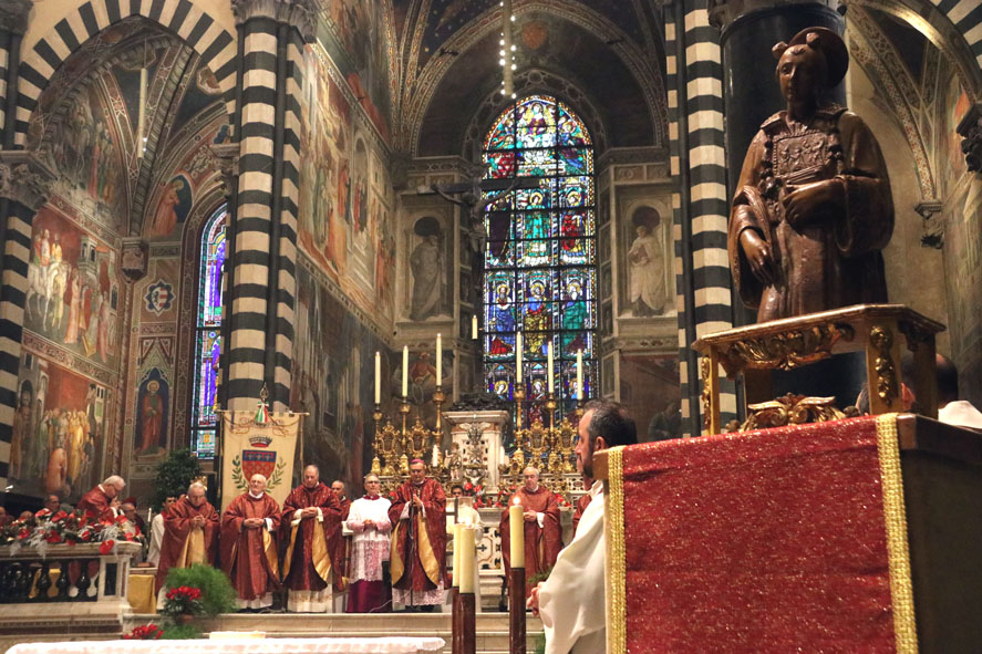 santo-stefano-2017_presbiterio-1.jpg