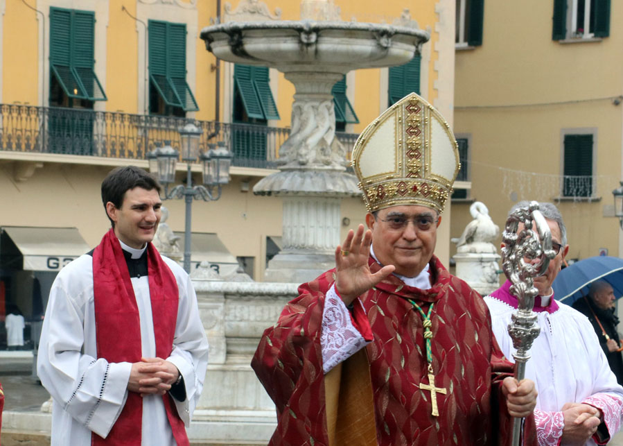 santo-stefano-2017_vescovo-agostinelli.jpg