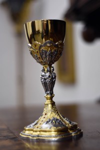 calice donato da papa francesco alla cattedrale di prato