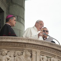 Un momento del discorso del Papa a Prato